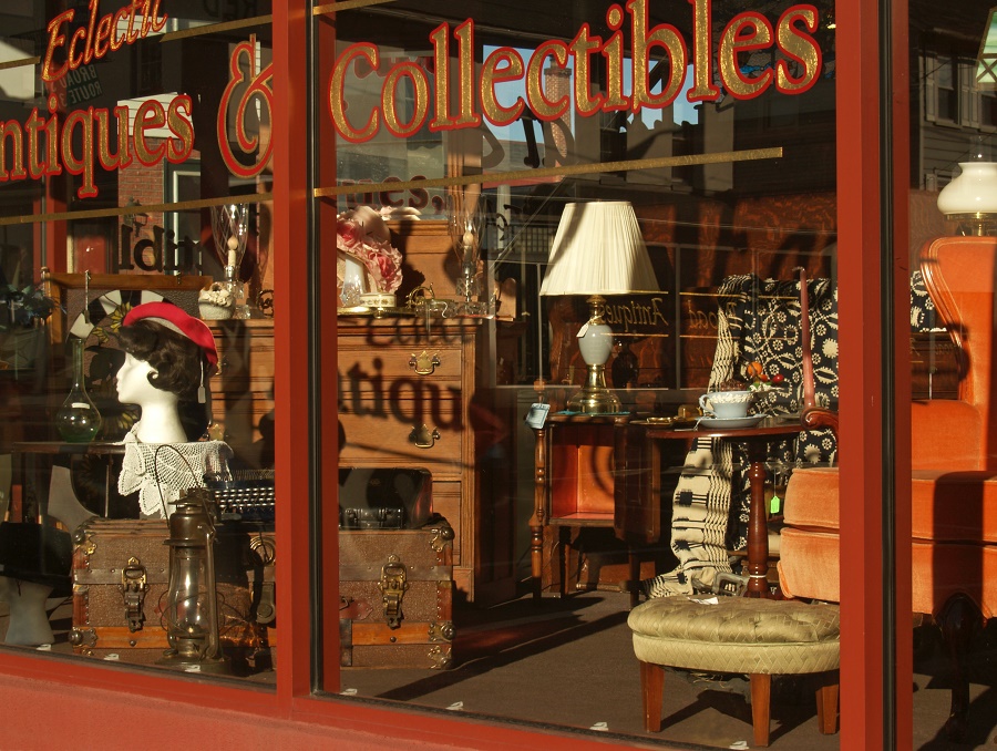 Hunting For Antiques Is One Of Our Favorite Things To Do Orange County