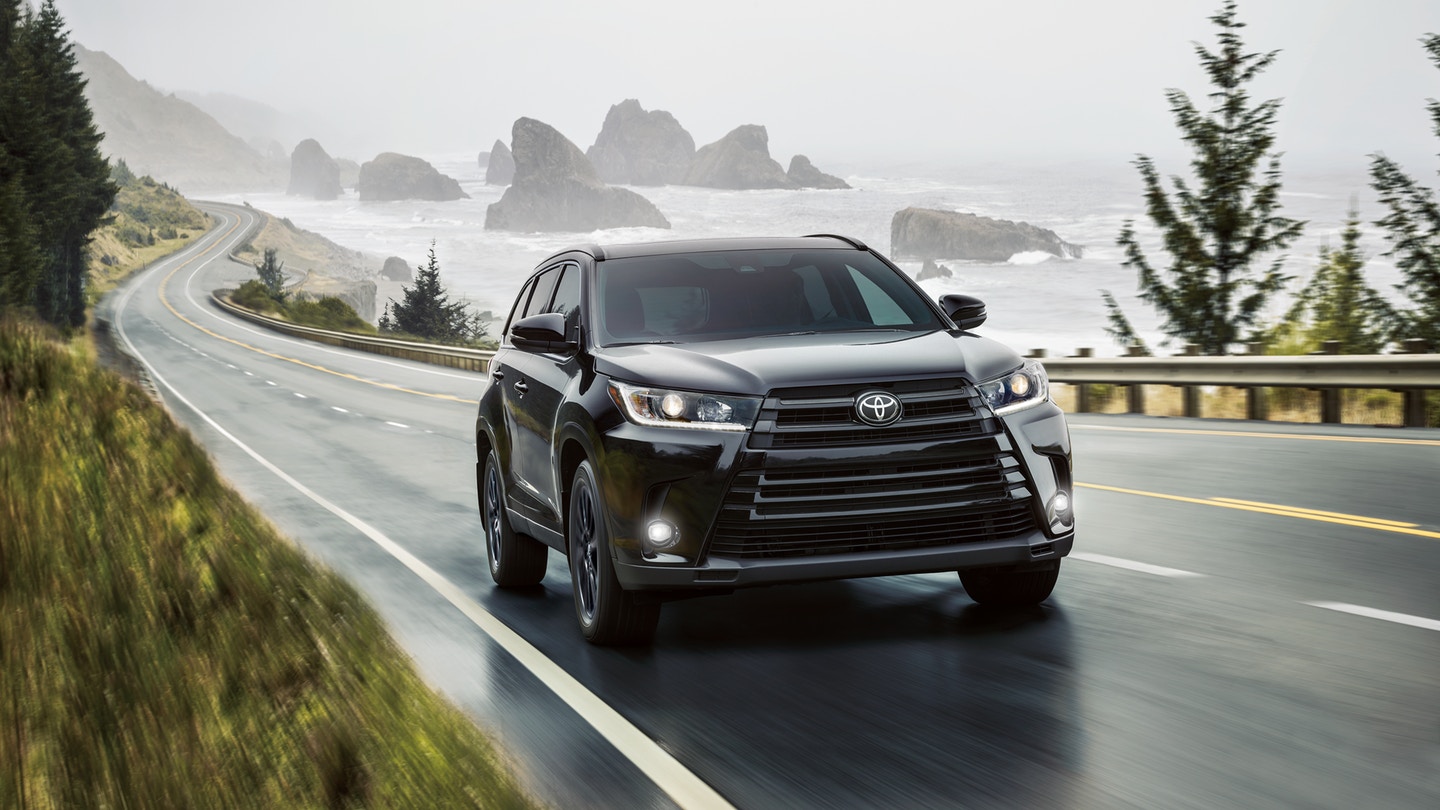 2019-Toyota-Highlander