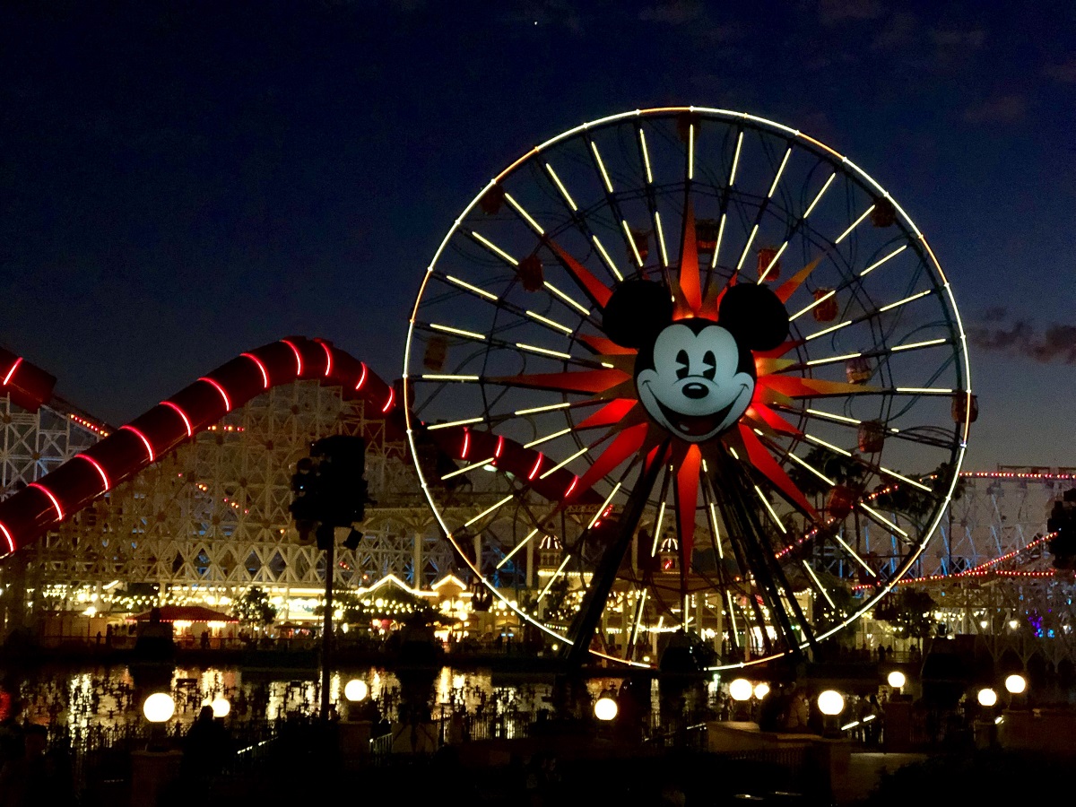 Rare-events-at-Disneyland-that-people-of-all-ages-can-enjoy